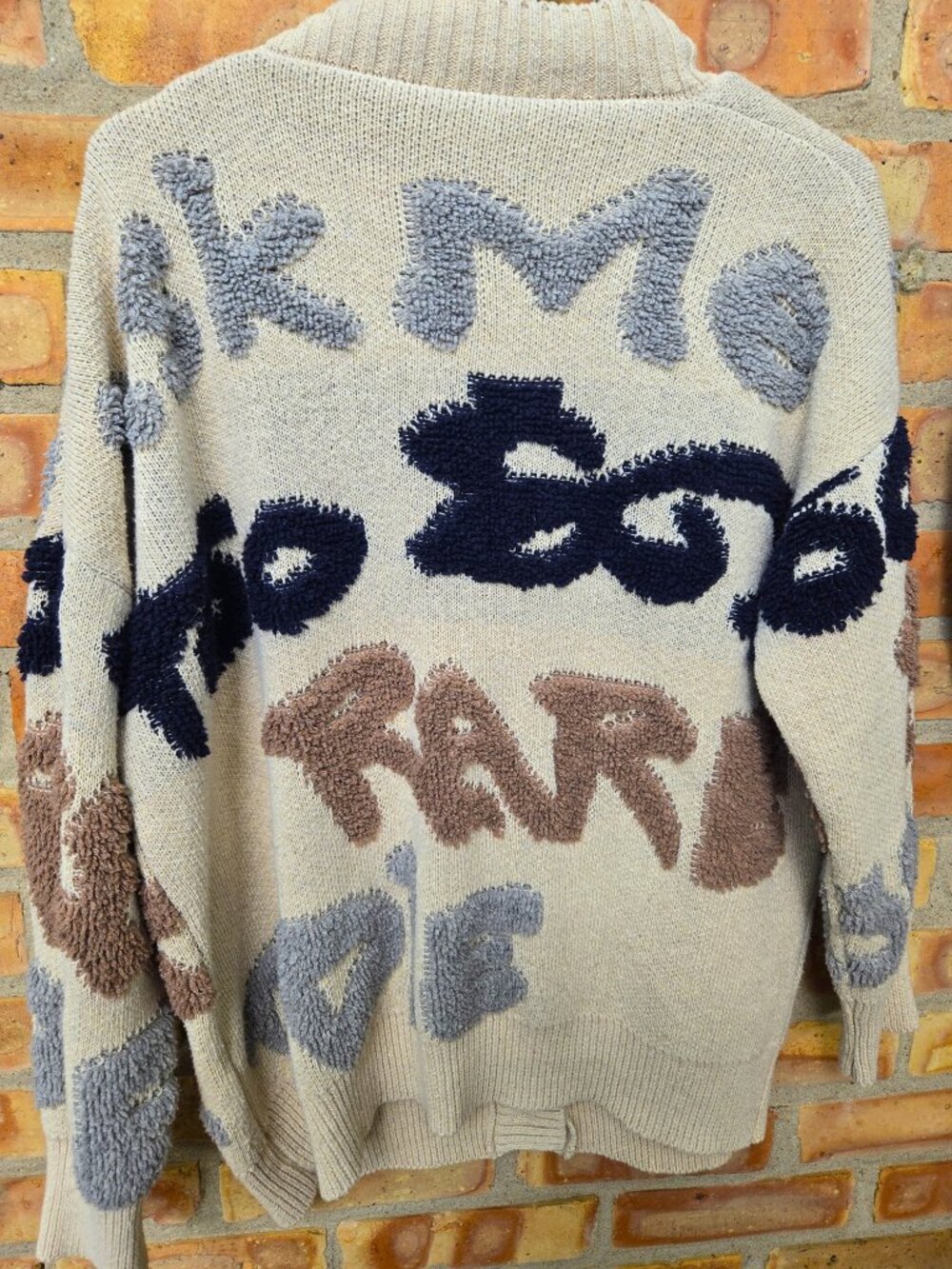 Retro Cardigan - Picture 2 of 2